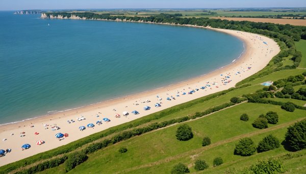 Top 5 des spots de baignade et de sports nautiques en Normandie